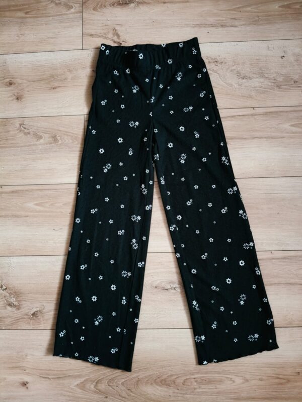 Destination - legginsy - dzwony - kwiatki - 140 cm