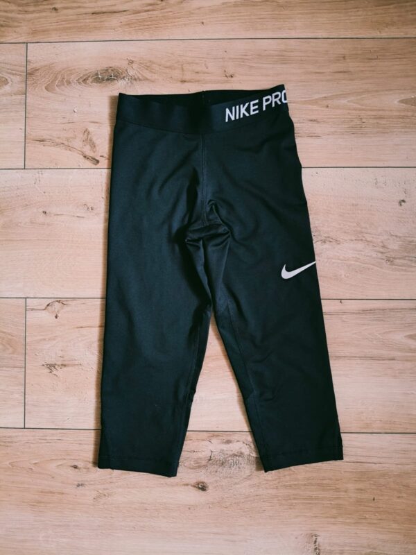 Nike - legginsy sportowe - rybaczki - 128 - 134 cm