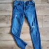 Zara - spodnie elastyczne - jeansy - dziury - przetarcia - rurki - 152 1 Zara - jeansy elastyczne - przetarcia - rurki - 152 cm