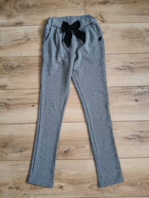 Spodnie wizytowe z kokardą