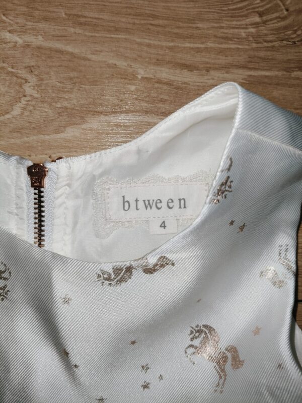 Btween - sukienka okazjonalna - jednorożce - 104 cm